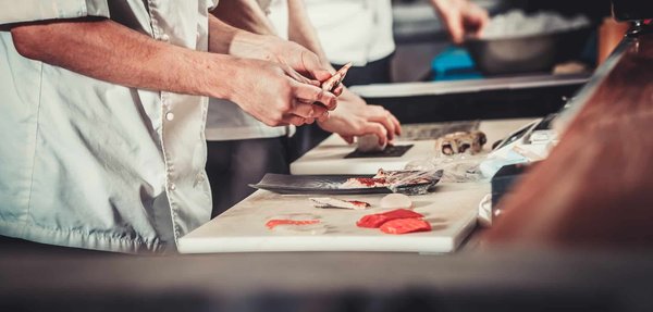 Pourquoi choisir Bambou Sushi à Sannois pour vos repas d'affaires ou en famille ?
